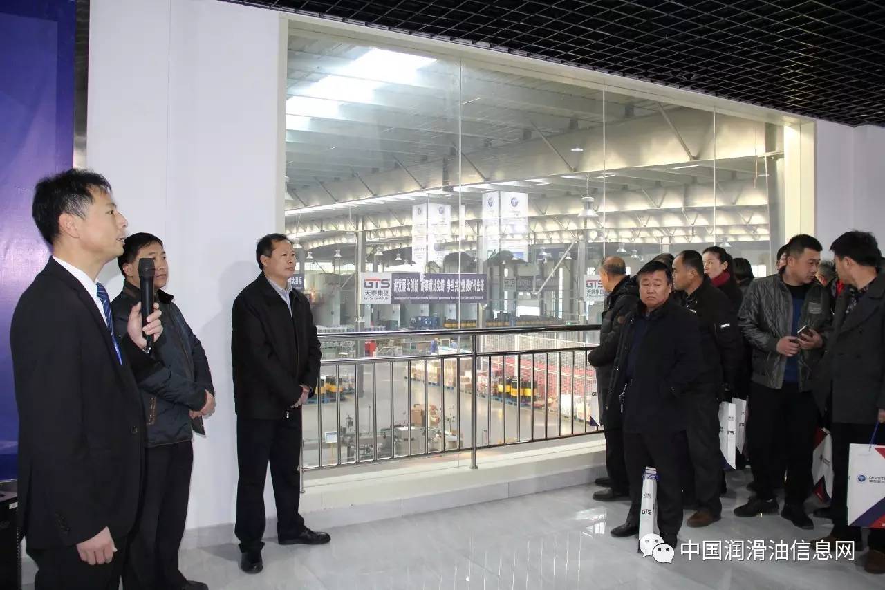 五十余位企業(yè)家組團(tuán)走進(jìn)奧吉星，共探化工產(chǎn)業(yè)鏈升級(jí)新路徑